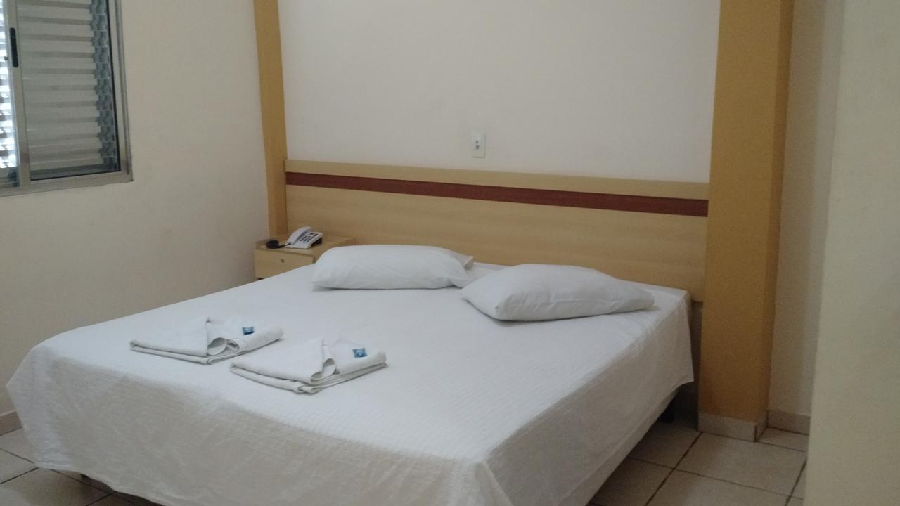 Hotel Makarena トレス・コラソンエス エクステリア 写真